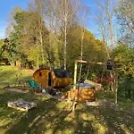 Luksusowy namiot Tiny Chotevice 2 *