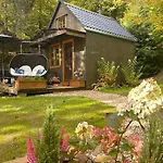 Tiny Chotevice 2 * Kottwitz
