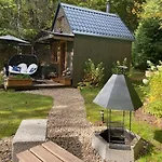 Tiny Chotevice 2 Luksusowy namiot