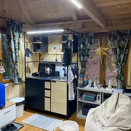 Luxe tent Tiny Chotevice 2 Kottwitz