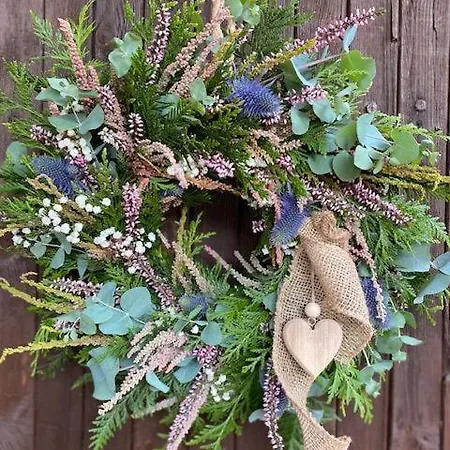 Campo de lujo Tiny Chotevice 2