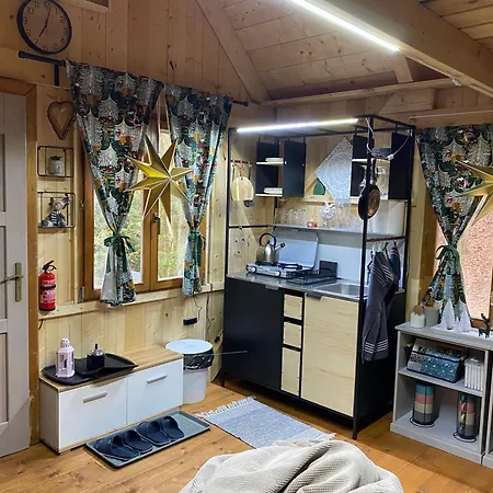 Glamping Tiny Chotevice 2